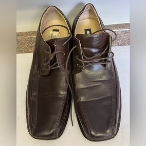 Madden M-marlin shoes. Size 13M.